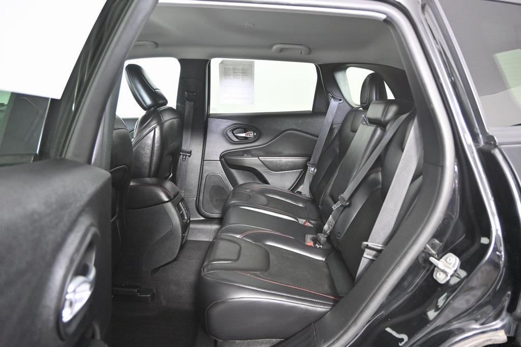 used 2019 Jeep Cherokee car, priced at $12,990