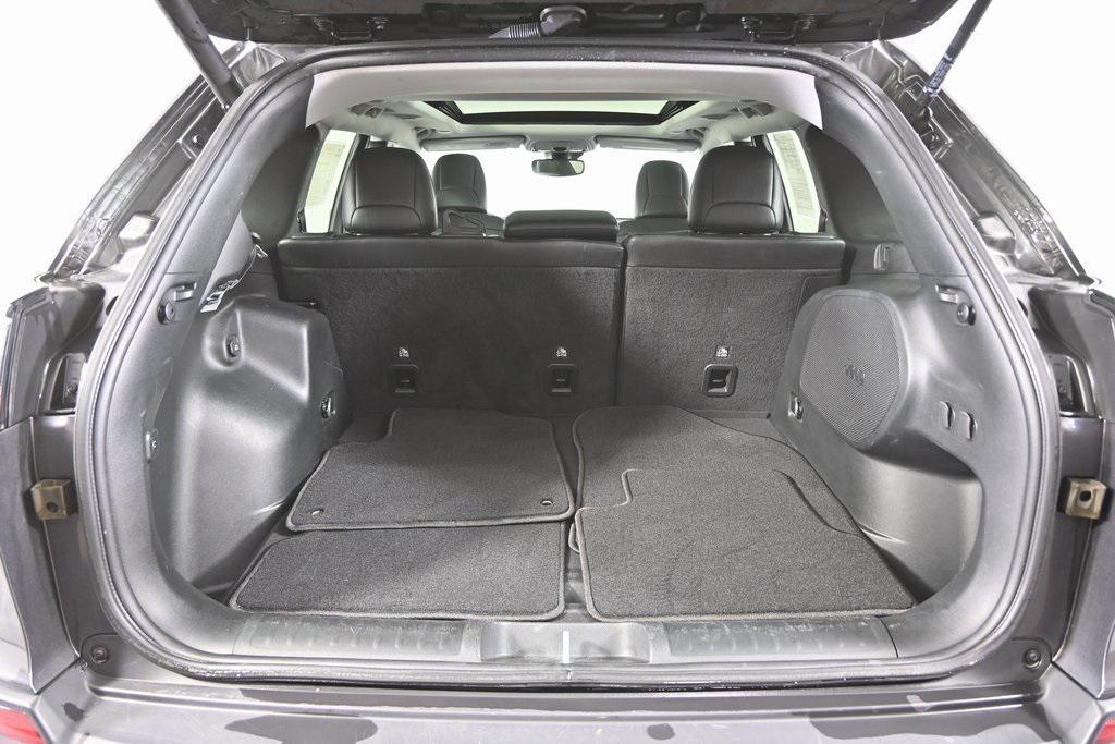 used 2022 Jeep Cherokee car, priced at $24,499