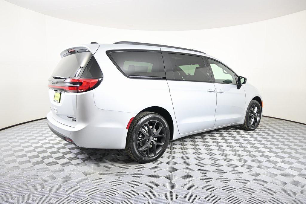new 2026 Chrysler Pacifica car, priced at $48,699