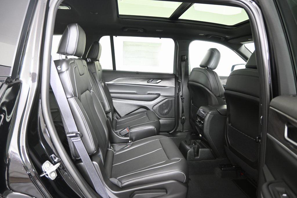 new 2025 Jeep Grand Cherokee L car, priced at $47,899