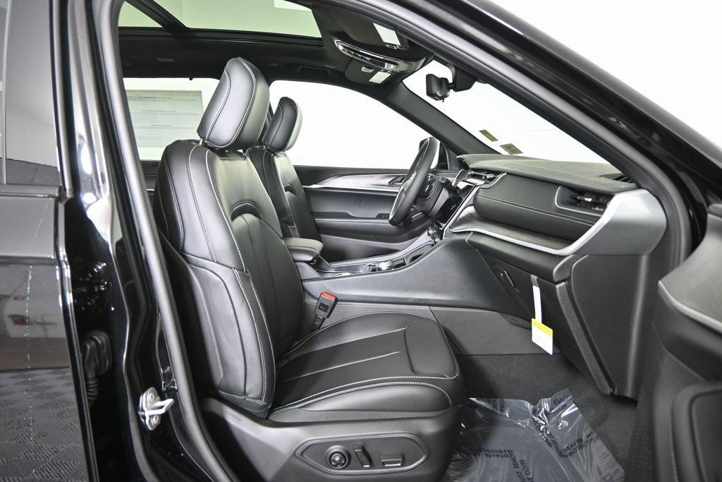 new 2025 Jeep Grand Cherokee L car, priced at $47,899