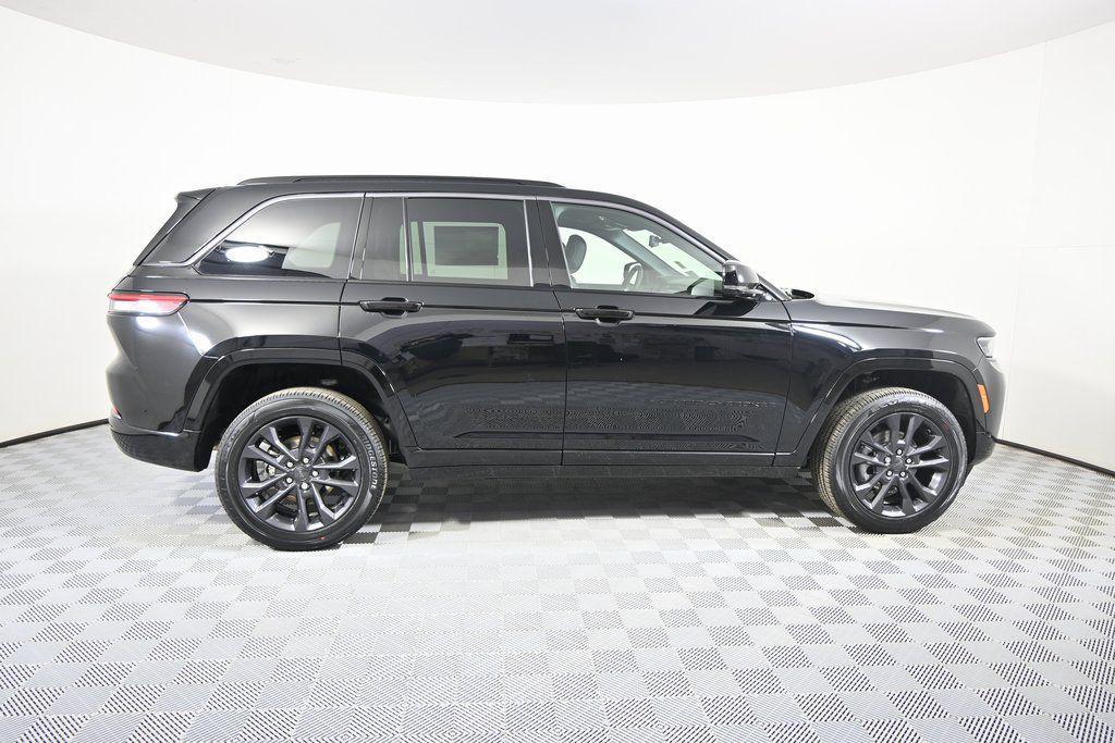 new 2026 Jeep Grand Cherokee car, priced at $45,899