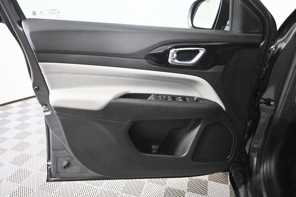 used 2022 Jeep Compass car, priced at $19,999