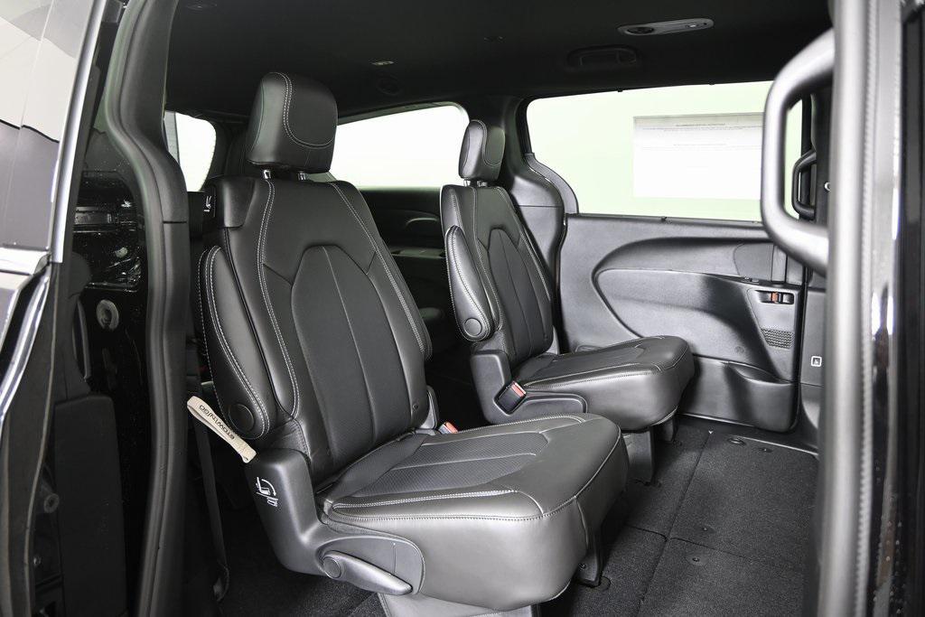 new 2026 Chrysler Pacifica car, priced at $38,999
