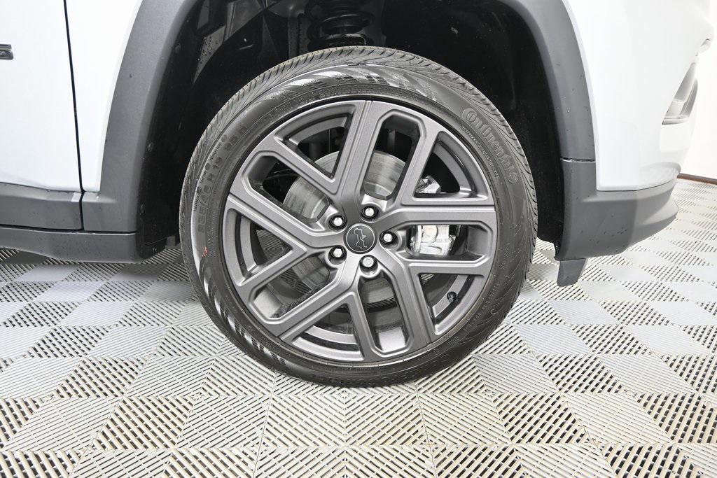 new 2026 Jeep Compass car, priced at $35,699