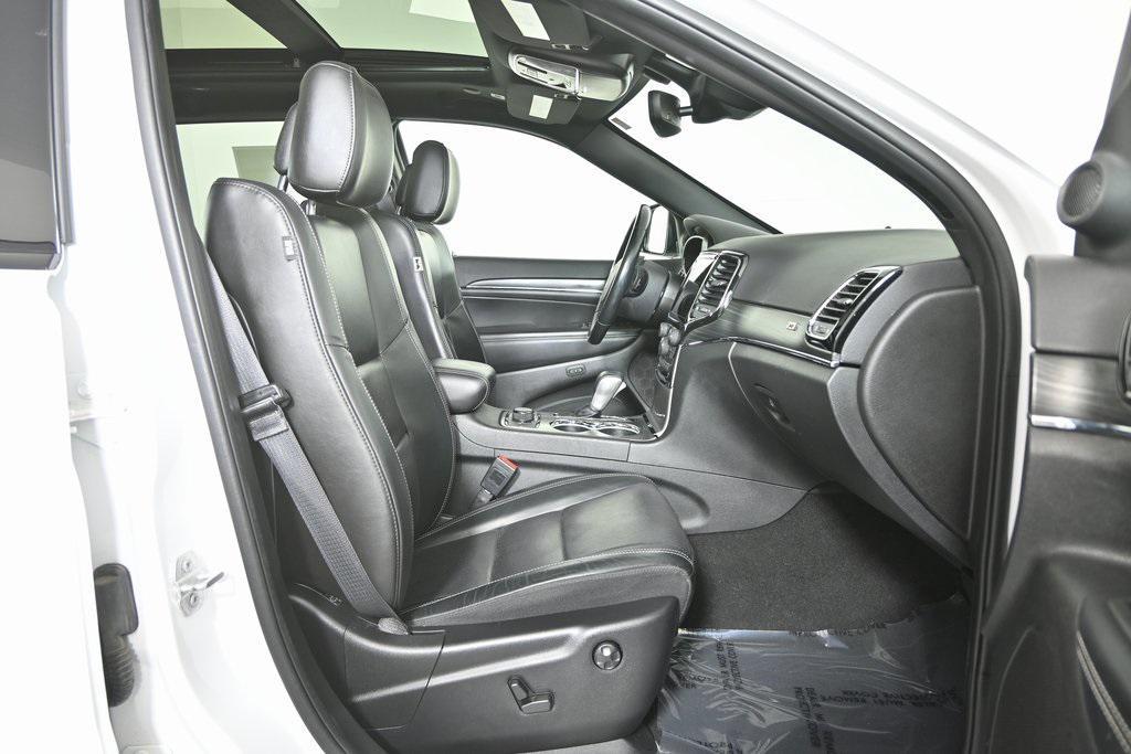 used 2021 Jeep Grand Cherokee car, priced at $24,999