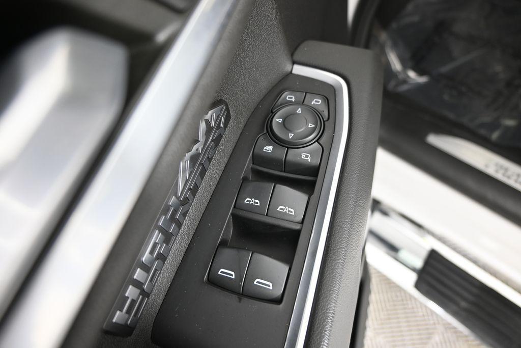 used 2022 Chevrolet Silverado 1500 car, priced at $40,999