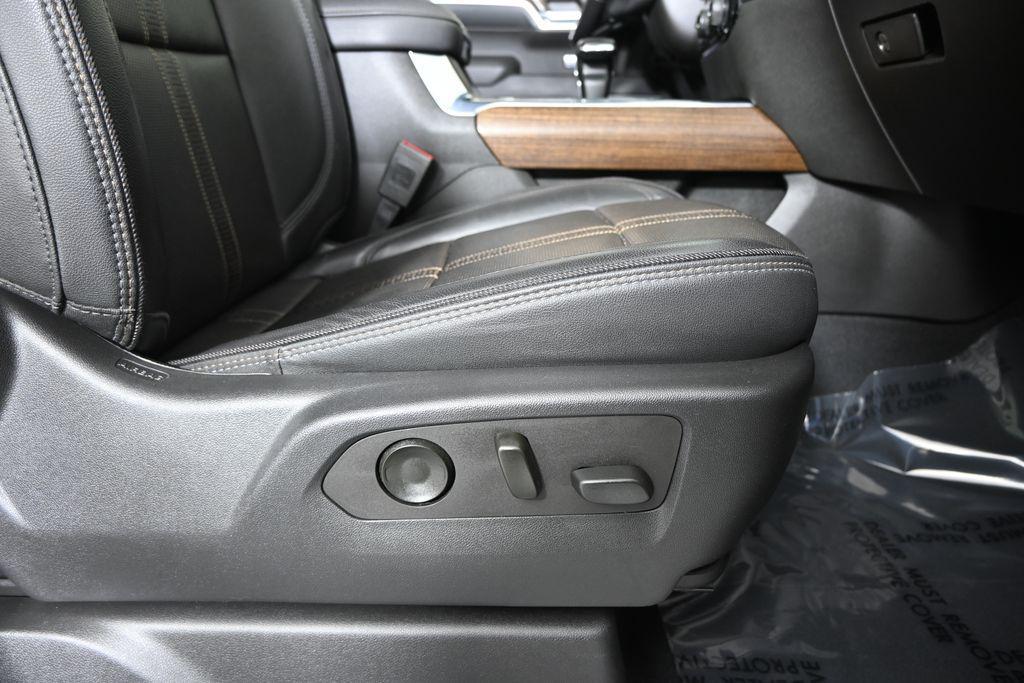 used 2022 Chevrolet Silverado 1500 car, priced at $40,999