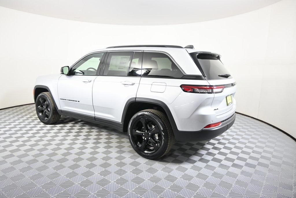 new 2026 Jeep Grand Cherokee car, priced at $49,599