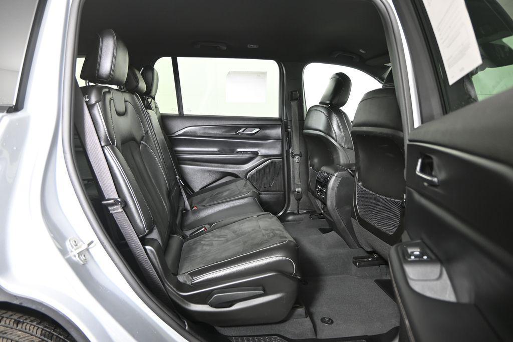 used 2024 Jeep Grand Cherokee L car, priced at $27,799