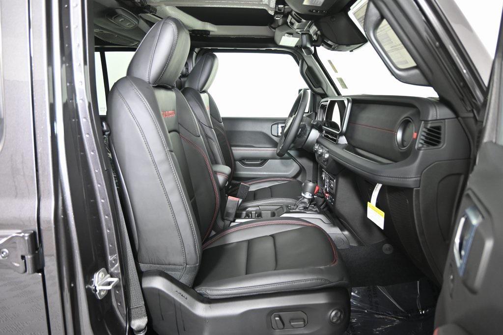 new 2026 Jeep Gladiator car, priced at $54,999