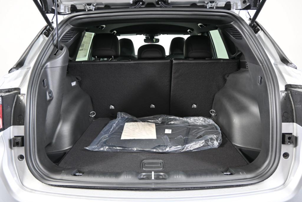 new 2026 Jeep Compass car, priced at $31,199