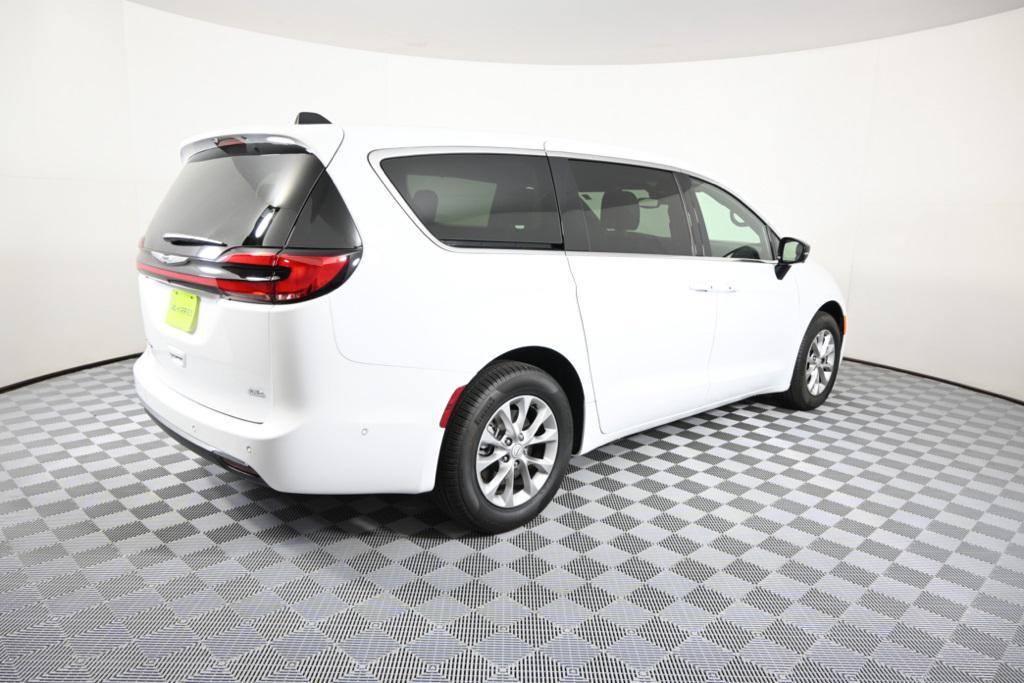 used 2025 Chrysler Pacifica car, priced at $37,999