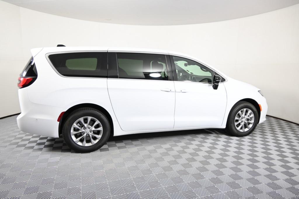 used 2025 Chrysler Pacifica car, priced at $37,999