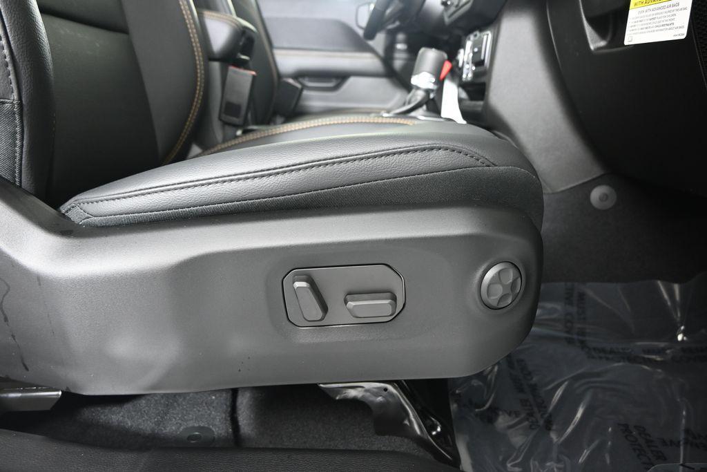 new 2026 Jeep Gladiator car, priced at $41,299