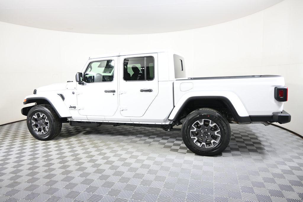 new 2026 Jeep Gladiator car, priced at $41,299