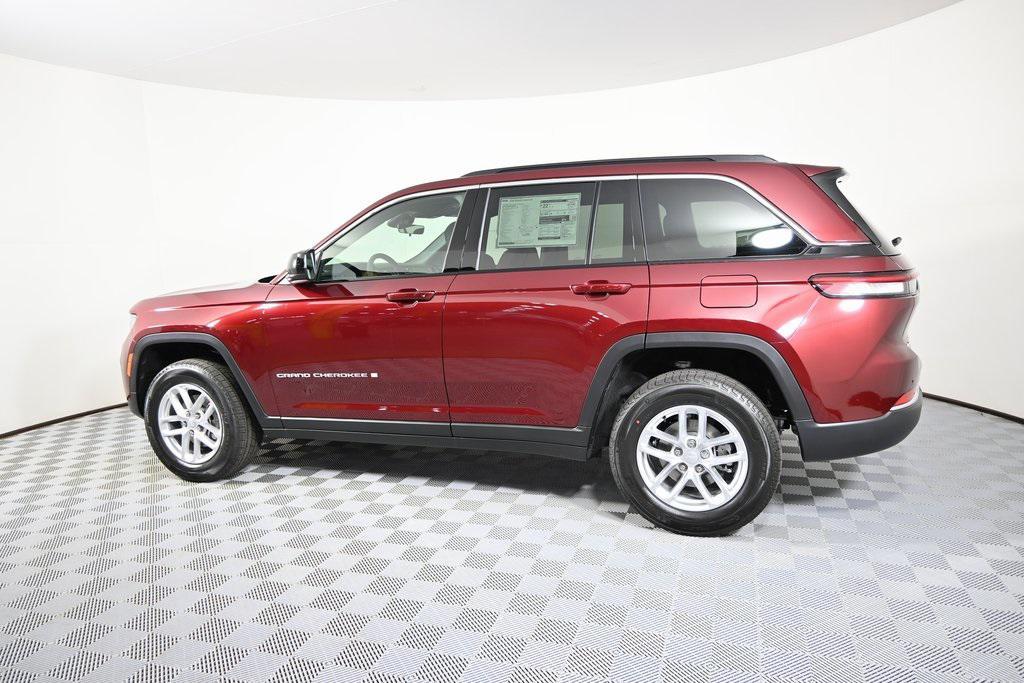 new 2025 Jeep Grand Cherokee car, priced at $38,199