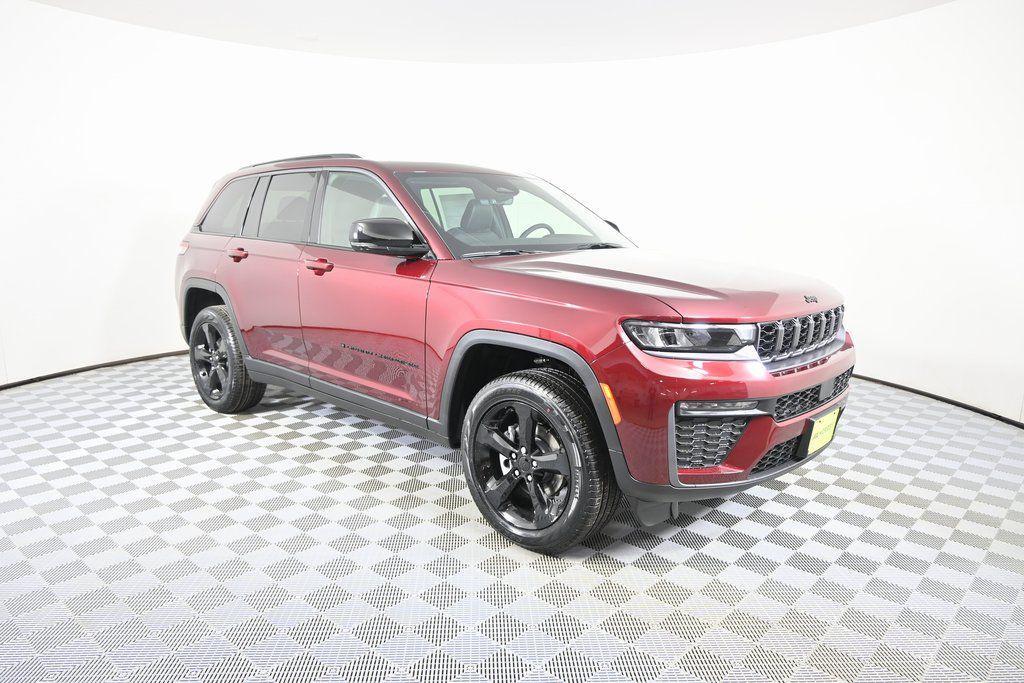 new 2026 Jeep Grand Cherokee car, priced at $43,399