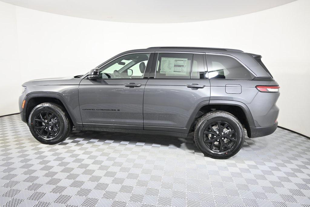 new 2026 Jeep Grand Cherokee car, priced at $45,799