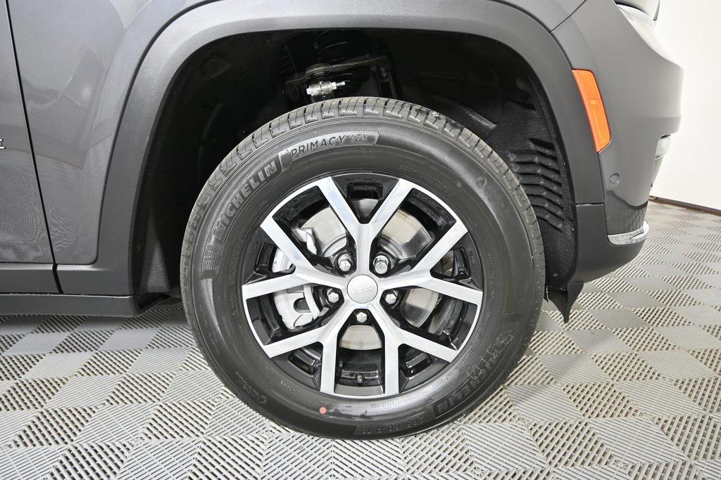new 2025 Jeep Grand Cherokee L car, priced at $47,899