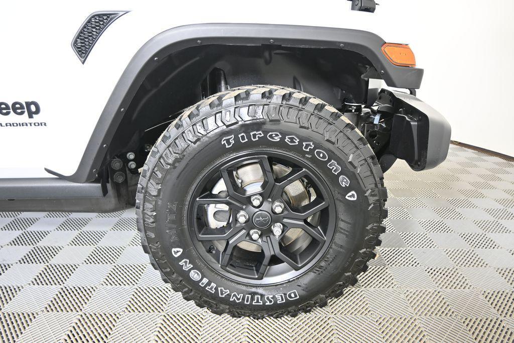 new 2026 Jeep Gladiator car, priced at $44,999