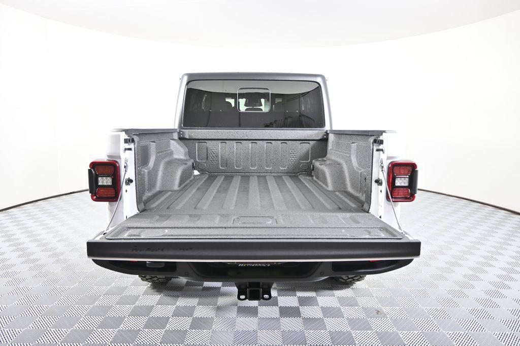new 2026 Jeep Gladiator car, priced at $44,999