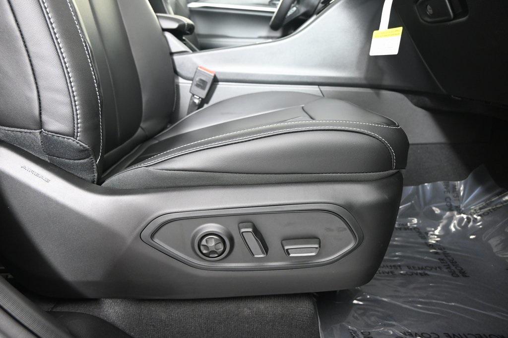 new 2026 Jeep Grand Cherokee car, priced at $47,599