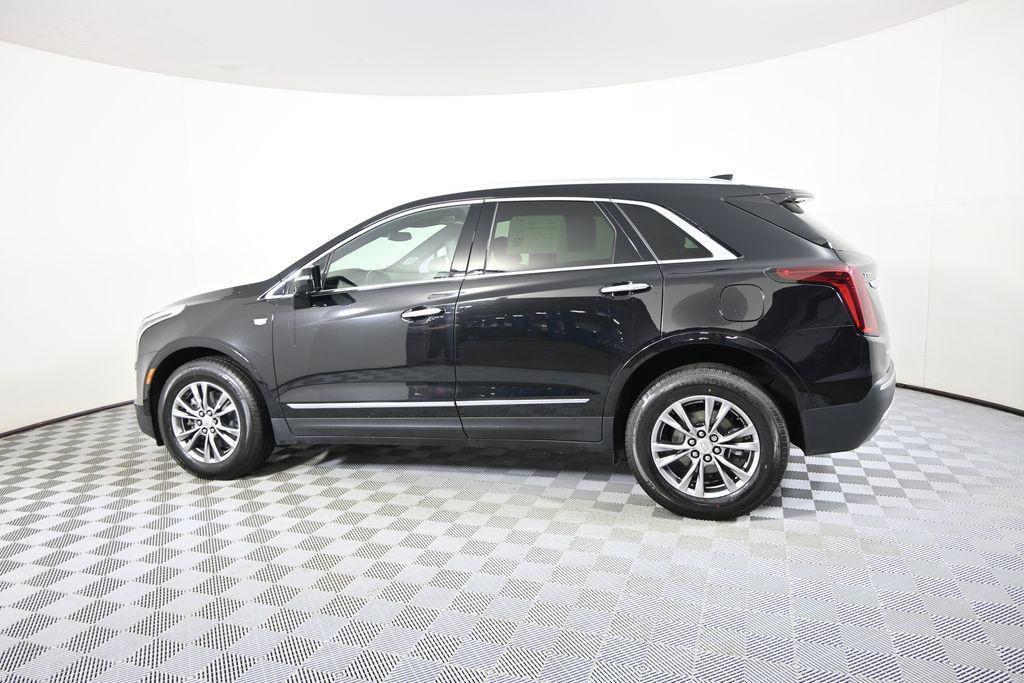 used 2024 Cadillac XT5 car, priced at $34,549