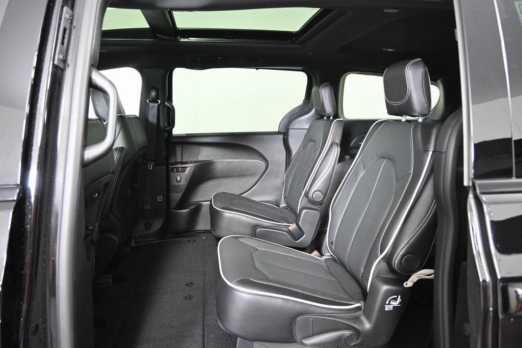 new 2026 Chrysler Pacifica car, priced at $48,299