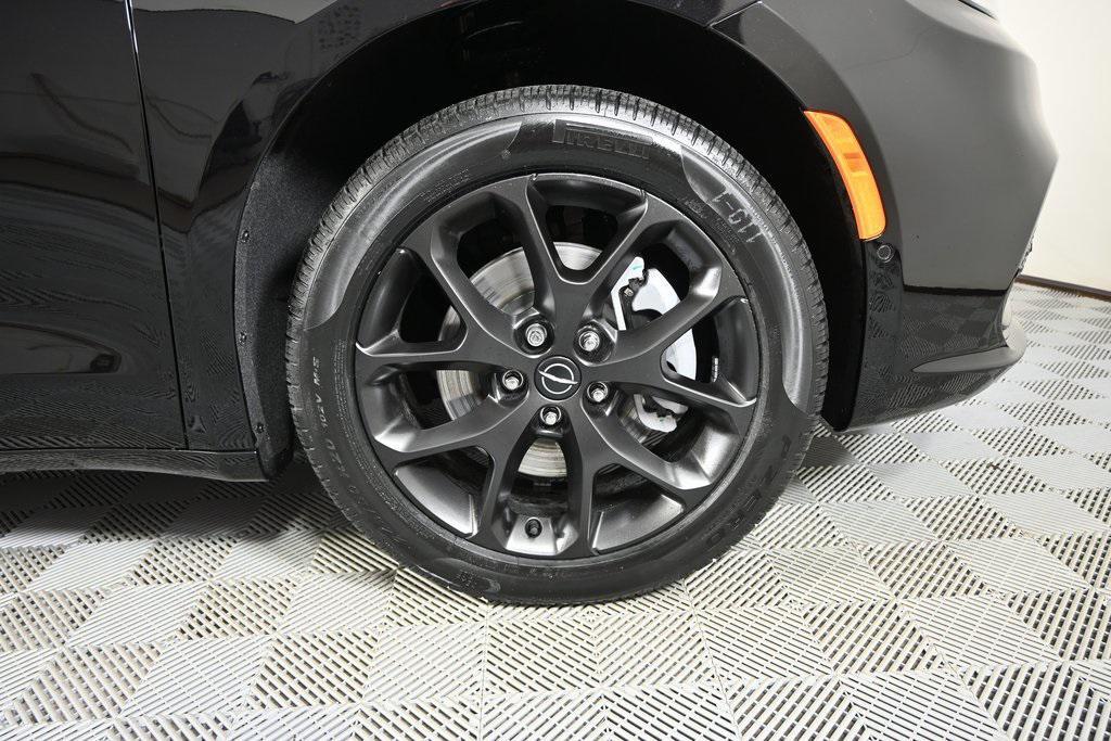 new 2026 Chrysler Pacifica car, priced at $48,299