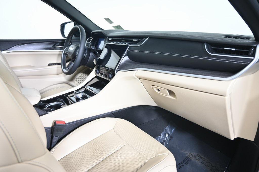 used 2023 Jeep Grand Cherokee car, priced at $30,499