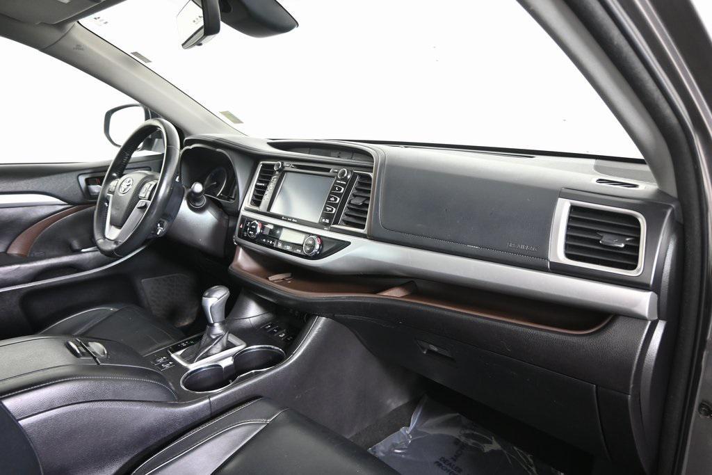used 2017 Toyota Highlander car, priced at $16,490