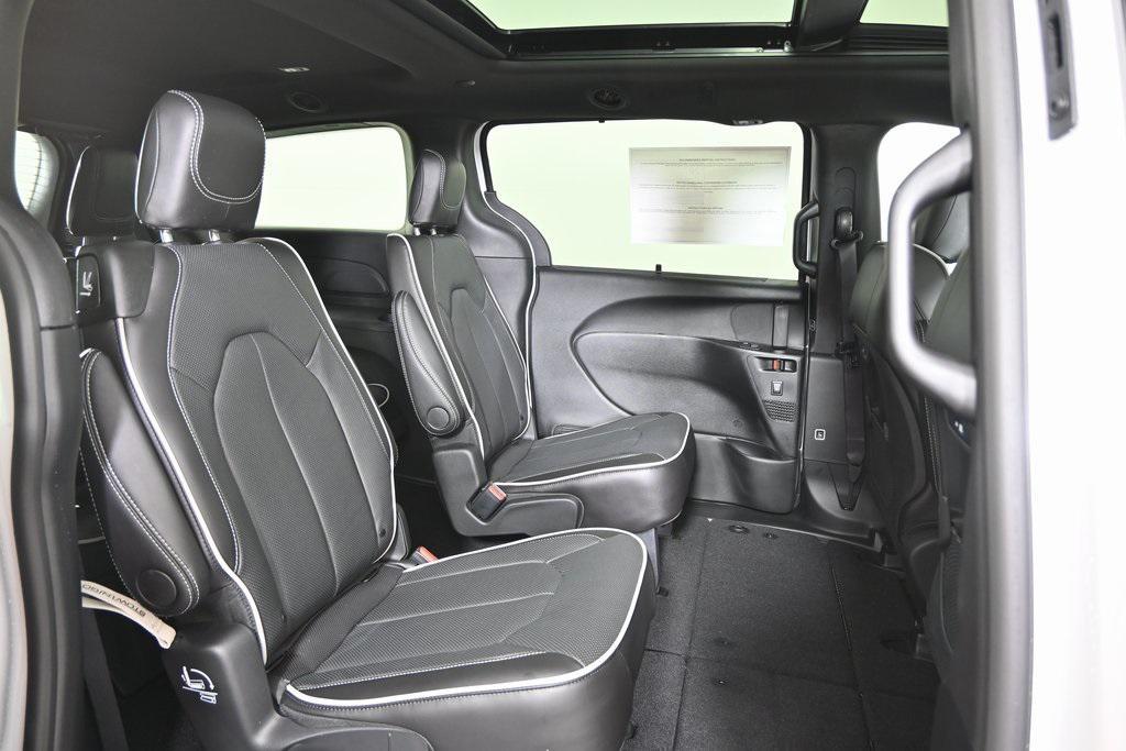 new 2026 Chrysler Pacifica car, priced at $48,299