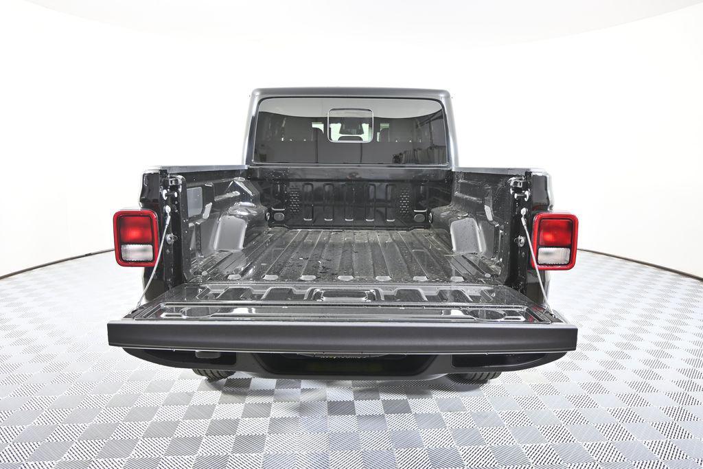 new 2026 Jeep Gladiator car, priced at $42,799