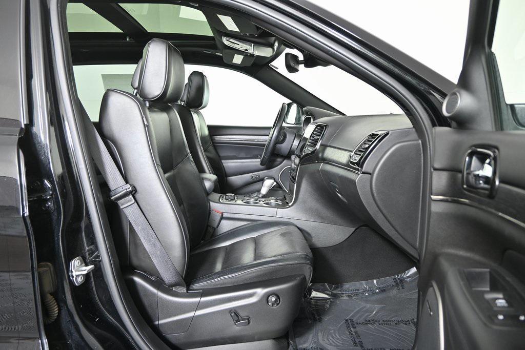 used 2020 Jeep Grand Cherokee car, priced at $24,795