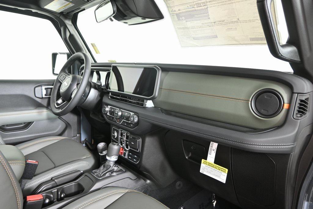 new 2026 Jeep Gladiator car, priced at $54,399