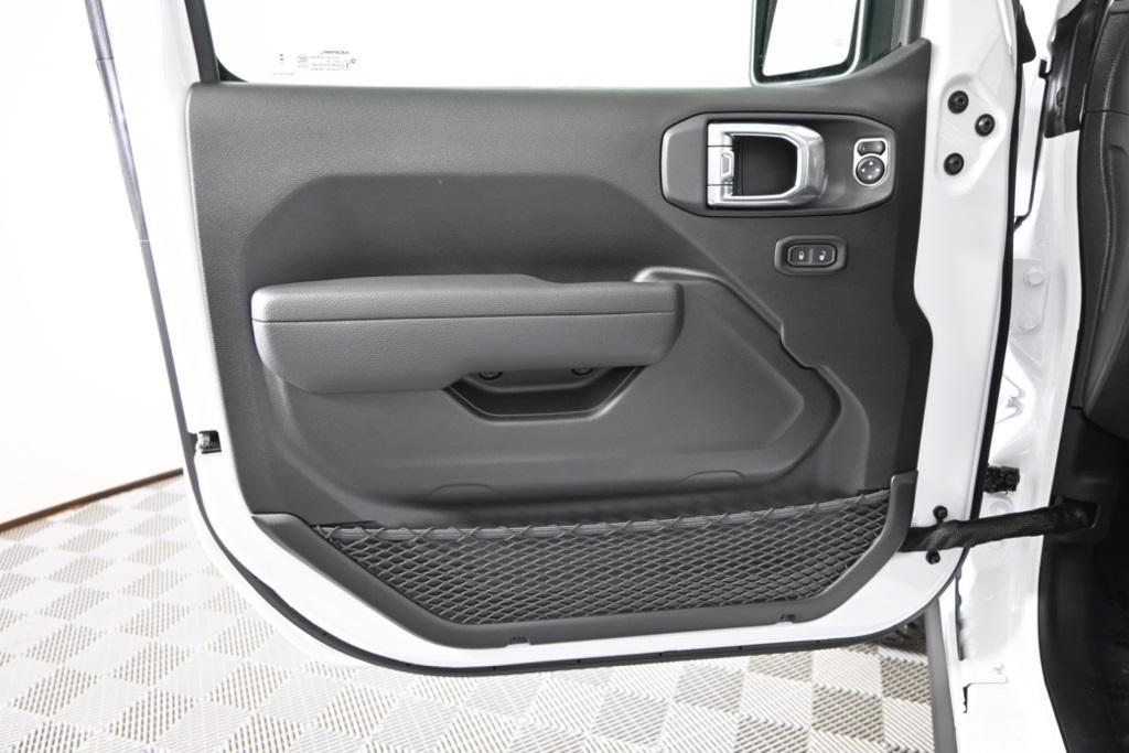 new 2026 Jeep Wrangler car, priced at $47,399