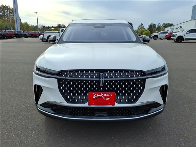 used 2024 Lincoln Nautilus car, priced at $52,860