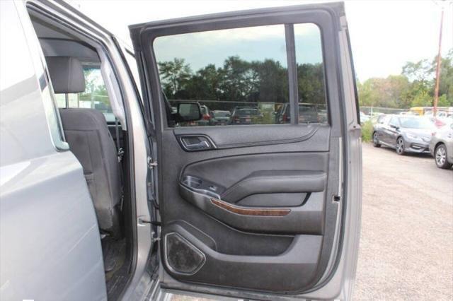 used 2017 Chevrolet Suburban car, priced at $19,999
