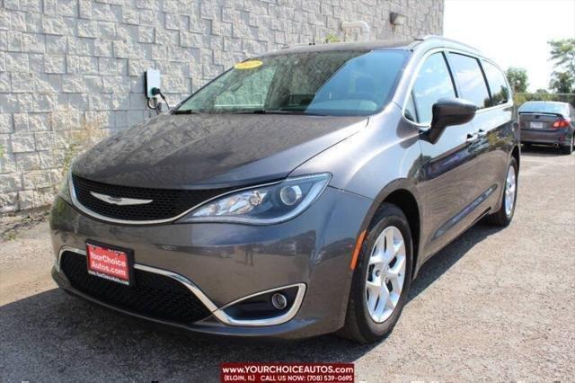 used 2017 Chrysler Pacifica car, priced at $14,999
