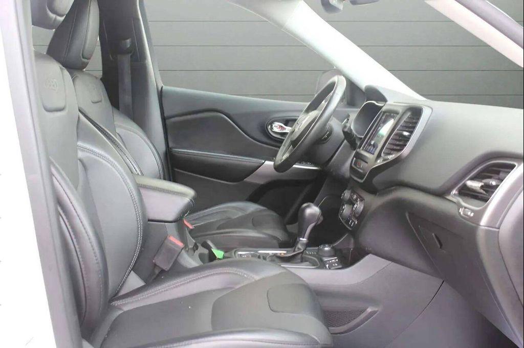 used 2022 Jeep Cherokee car, priced at $16,499
