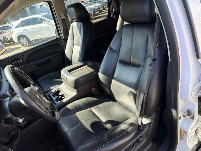 used 2014 Chevrolet Suburban car, priced at $11,963