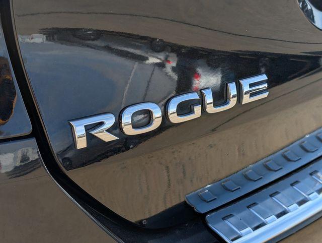 used 2015 Nissan Rogue car, priced at $7,899