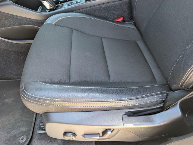 used 2020 Volvo XC40 car, priced at $20,427
