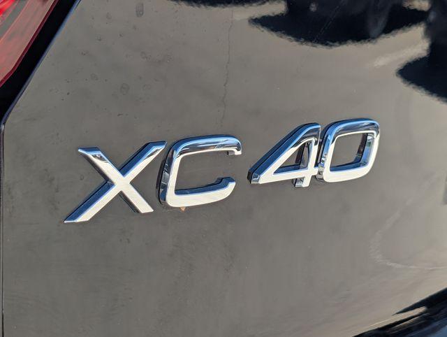 used 2020 Volvo XC40 car, priced at $20,427