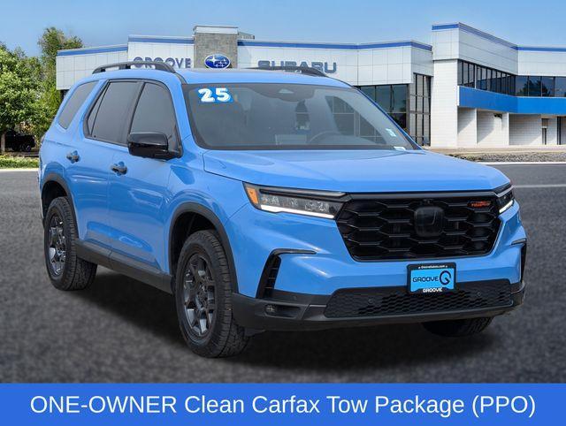 used 2025 Honda Pilot car, priced at $42,301