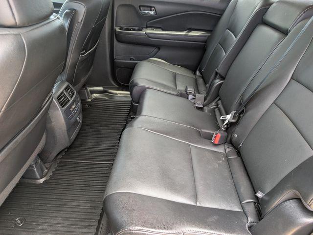 used 2021 Honda Pilot car, priced at $23,798