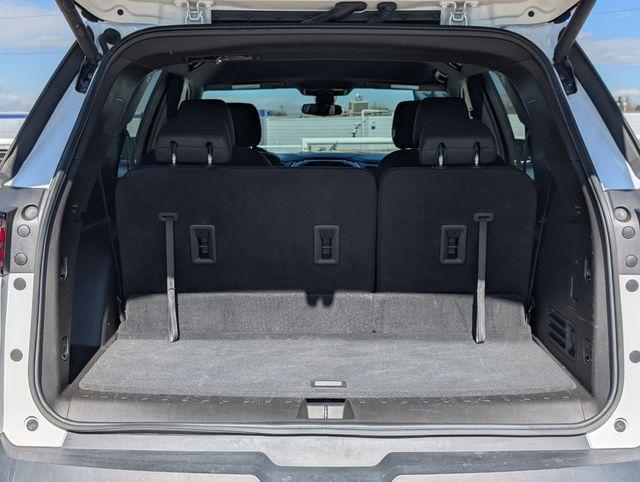 used 2022 Chevrolet Traverse car, priced at $28,600