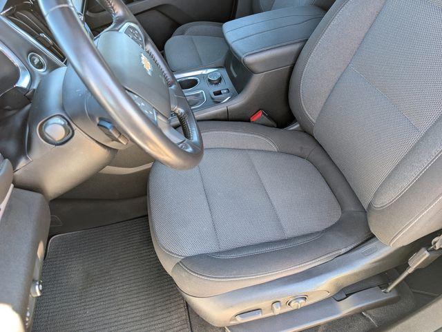 used 2022 Chevrolet Traverse car, priced at $28,600