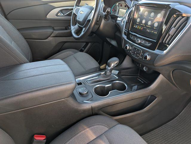 used 2022 Chevrolet Traverse car, priced at $28,600